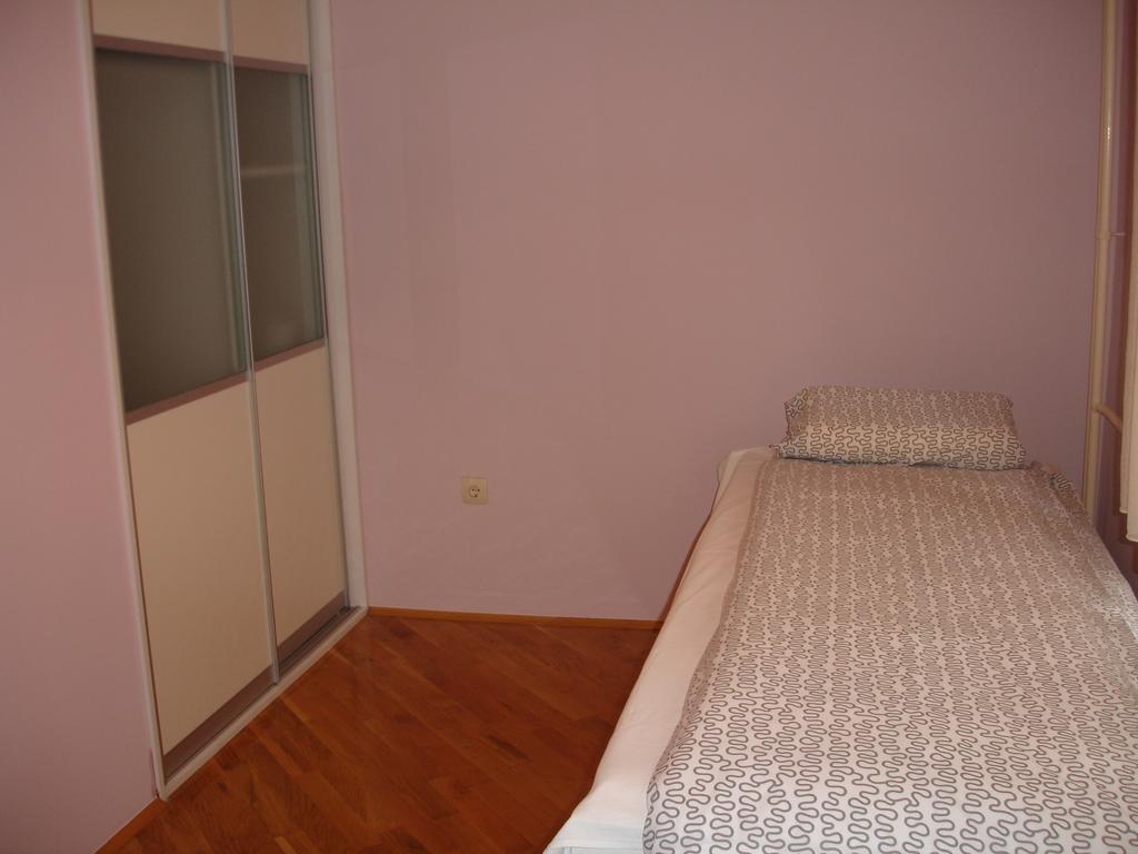 Apartment Ina Zagreb Room photo